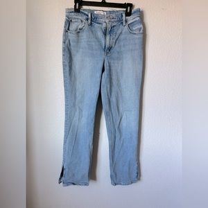 Abercrombie & Fitch The 90’s Straight Ultra High Rise Jean